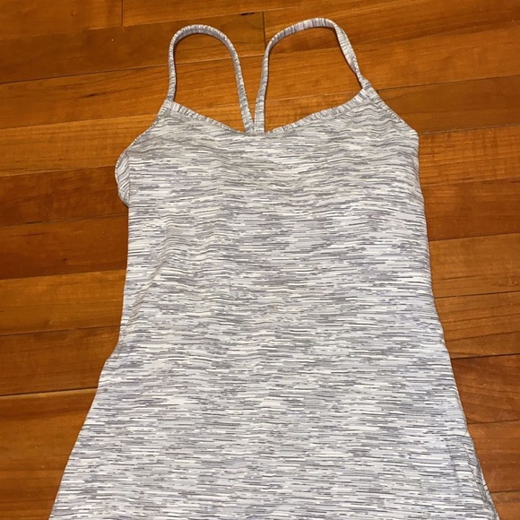 Lululemon Power Y Tank Gray/White Size 4 - Picture 2 of 5